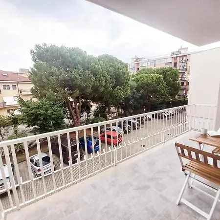 Apartment La Casetta Bianca Luce Mare E Relax *
