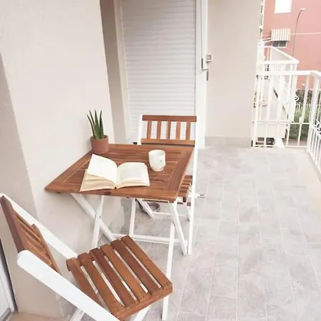 La Casetta Bianca Luce Mare E Relax Apartmán